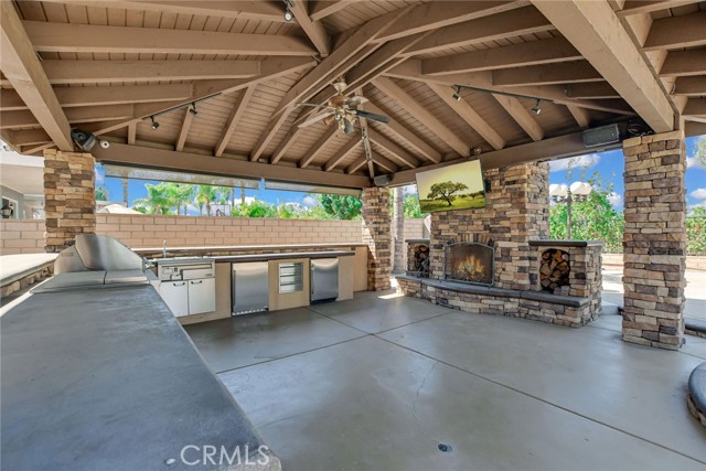 Detail Gallery Image 54 of 75 For 303 Sunburst Ln, Corona,  CA 92879 - 6 Beds | 4/2 Baths