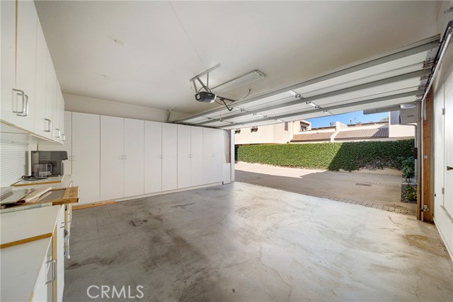 2012 Manhattan Beach Boulevard, Redondo Beach, California 90278, 2 Bedrooms Bedrooms, ,2 BathroomsBathrooms,Residential,For Sale,Manhattan Beach Boulevard,PV25192906