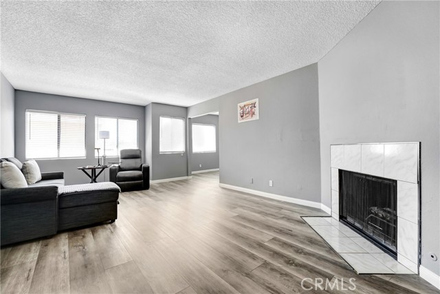 8020 Langdon Avenue, Van Nuys CA: https://media.crmls.org/medias/243822ed-3175-4044-99e2-6a661cd738ea.jpg