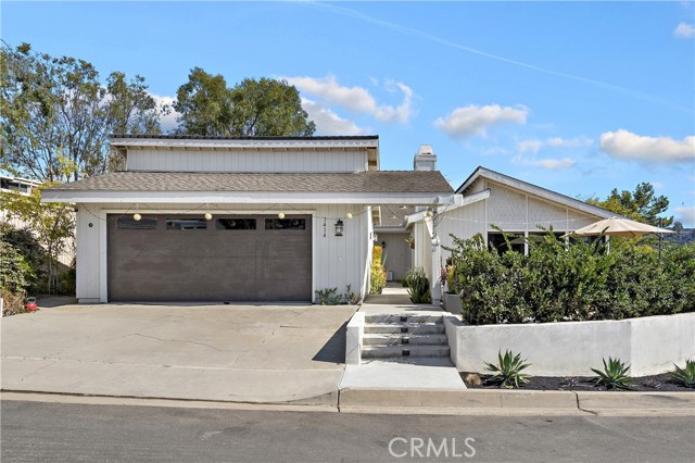 1414 Morningside Drive, Laguna Beach CA: https://media.crmls.org/medias/2438c3c3-9711-4711-b8f7-40cdcb370da9.jpg