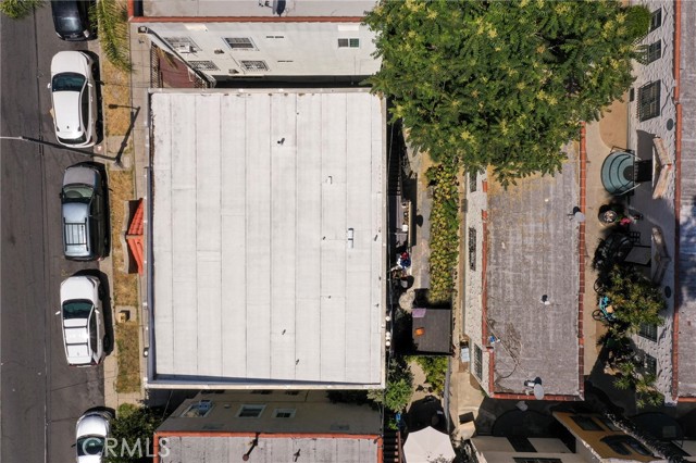 2945 W 11th Street, Los Angeles CA: https://media.crmls.org/medias/2438ec55-c2bb-4e79-84cf-54499a8dc209.jpg