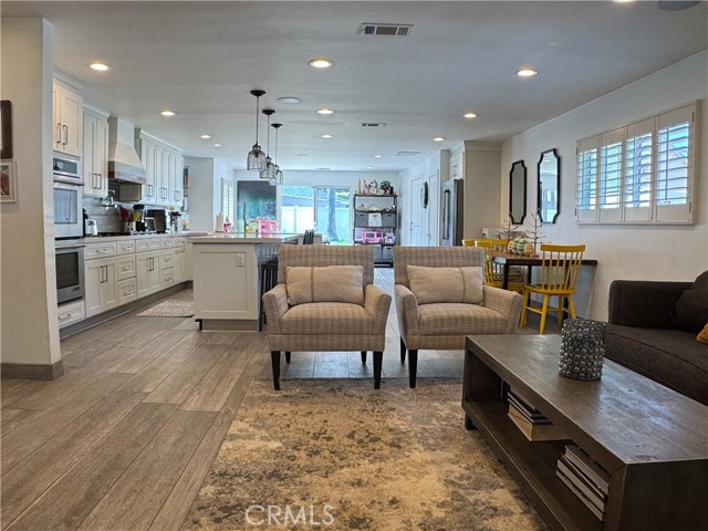 Detail Gallery Image 5 of 32 For 2814 Dalemead, Torrance,  CA 90505 - 4 Beds | 2 Baths