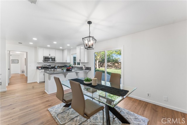 Detail Gallery Image 12 of 46 For 3519 Jupiter Ave, Palmdale,  CA 93550 - 4 Beds | 2 Baths