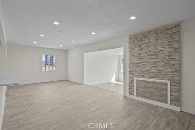 5040 N Lyman Avenue, Covina CA: https://media.crmls.org/medias/243bc6fa-2944-48d1-a891-e75aafa6c96a.jpg
