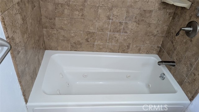 Detail Gallery Image 13 of 17 For 11263 Knott Ave, Cypress,  CA 90630 - 3 Beds | 2/1 Baths