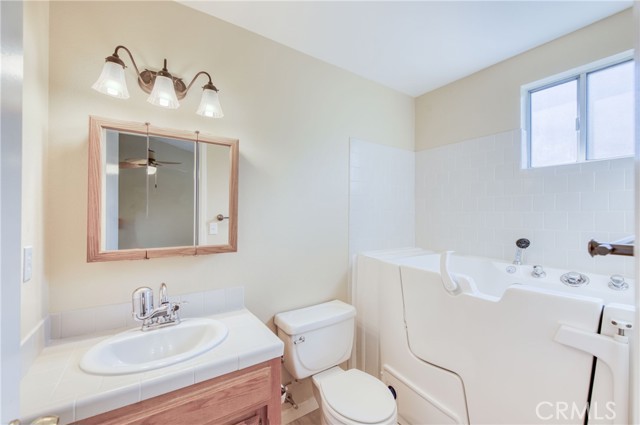 Detail Gallery Image 18 of 27 For 8665 N Cedar Ave #134,  Fresno,  CA 93720 - 3 Beds | 2 Baths
