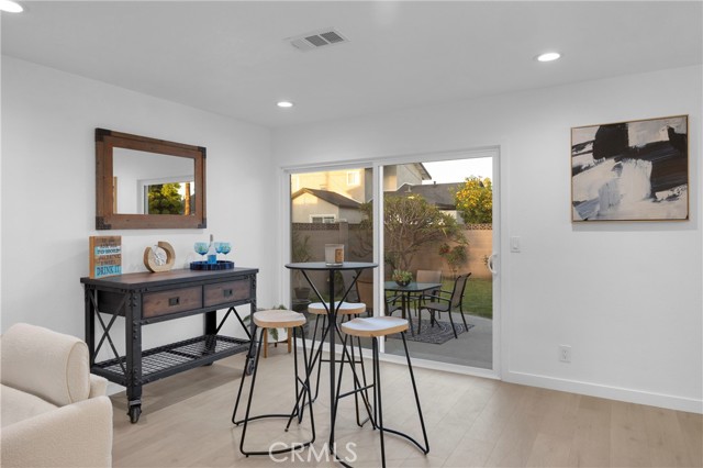 Image 14 of 33 For 10592 Pamela