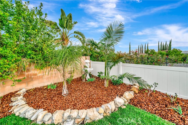 Detail Gallery Image 21 of 21 For 23248 Community, West Hills,  CA 91304 - 4 Beds | 3 Baths