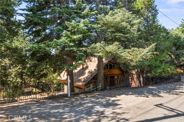 Detail Gallery Image 43 of 47 For 31115 Valley Oak Dr, Running Springs,  CA 92382 - 4 Beds | 2/1 Baths