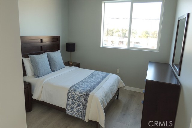 Detail Gallery Image 8 of 16 For 22735 Del Valle St #7,  Woodland Hills,  CA 91364 - 2 Beds | 1 Baths