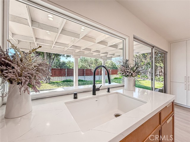 Detail Gallery Image 14 of 42 For 896 Bright Star St, Thousand Oaks,  CA 91360 - 4 Beds | 2 Baths