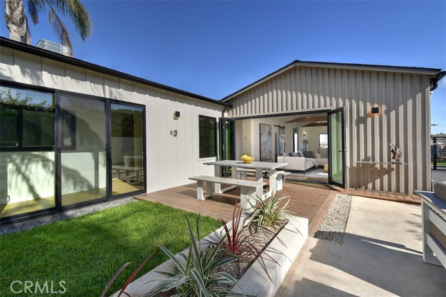 Detail Gallery Image 44 of 50 For 7907 Vicksburg, Los Angeles,  CA 90045 - 4 Beds | 3/1 Baths