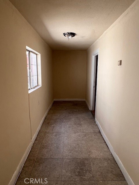 Detail Gallery Image 5 of 7 For 1080 Geraghty Ave, Los Angeles,  CA 90063 - 2 Beds | 1 Baths