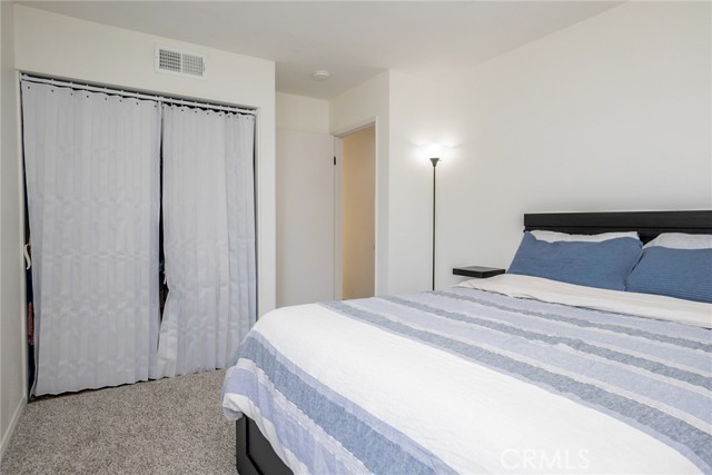 Detail Gallery Image 21 of 34 For 8025 70th St, Paramount,  CA 90723 - 3 Beds | 2/1 Baths