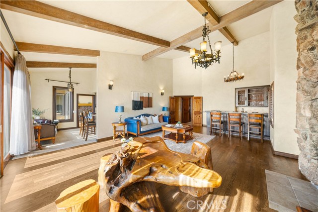 Detail Gallery Image 16 of 34 For 1465 via Coronel, Palos Verdes Estates,  CA 90274 - 4 Beds | 3 Baths