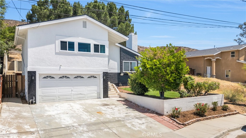 733 Mill Street