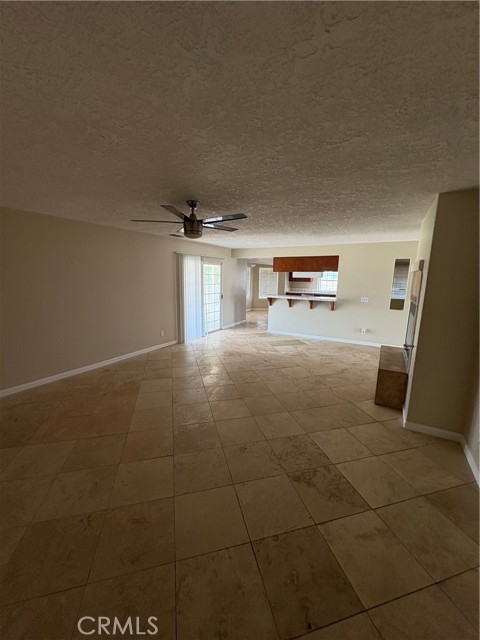 Detail Gallery Image 11 of 11 For 17930 Main St, Hesperia,  CA 92345 - 3 Beds | 2/1 Baths