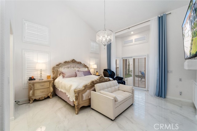 Detail Gallery Image 11 of 33 For 22640 Blue Teal, Canyon Lake,  CA 92587 - 3 Beds | 2/2 Baths