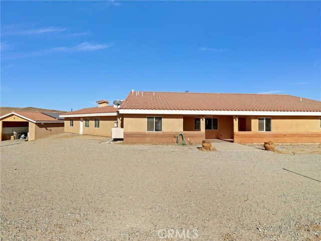 Detail Gallery Image 16 of 75 For 5040 Brisbane Ave, Yucca Valley,  CA 92284 - 3 Beds | 2 Baths