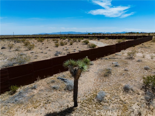 Image 20 of 27 For 425 Gerber Avenue