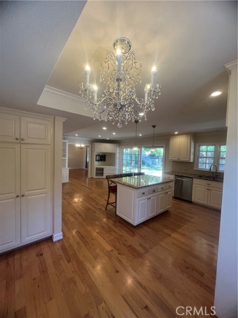 Detail Gallery Image 6 of 9 For 30540 via Rivera, Rancho Palos Verdes,  CA 90275 - 5 Beds | 3 Baths