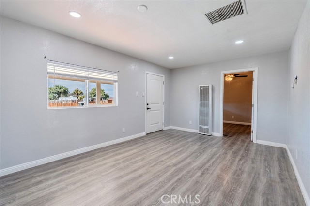 Detail Gallery Image 12 of 27 For 327 W Haloid Ave, Ridgecrest,  CA 93555 - 2 Beds | 1/1 Baths