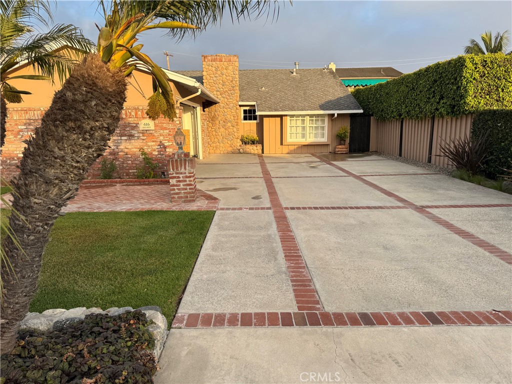 416 Aliso Avenue