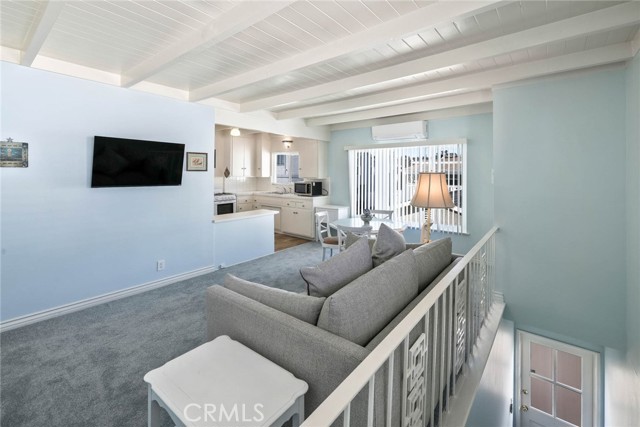 Detail Gallery Image 8 of 18 For 1510 1/2 Abalone Pl, Newport Beach,  CA 92662 - 1 Beds | 1 Baths