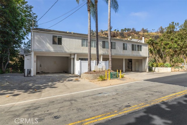 3709 Las Flores Canyon Road, Malibu CA: https://media.crmls.org/medias/2447b8fb-d024-4745-b40b-4569922dbc08.jpg
