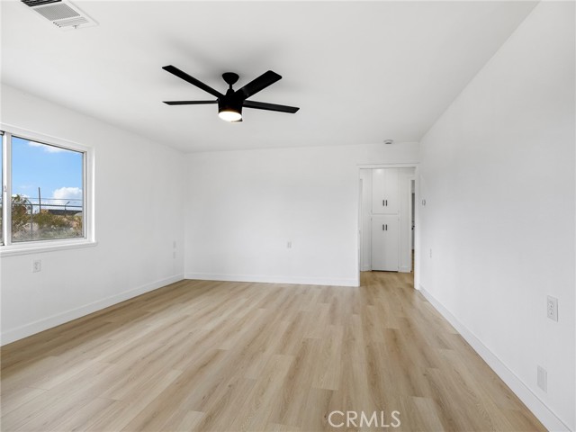 Detail Gallery Image 10 of 28 For 16730 Batson, Victorville,  CA 92395 - 3 Beds | 1/1 Baths