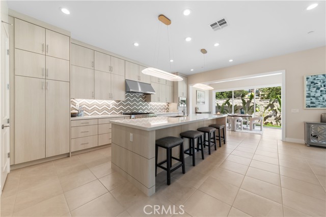 390 Riverbend, Lake Forest CA: https://media.crmls.org/medias/24488ab2-7adb-494d-a0c6-7b7aa6a2c091.jpg