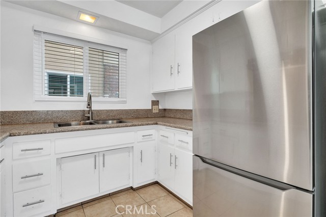 Detail Gallery Image 10 of 24 For 3706 Redondo Beach a,  Torrance,  CA 90504 - 2 Beds | 1 Baths