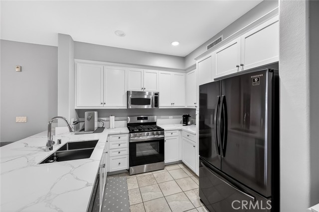 629 Traction, Los Angeles CA: https://media.crmls.org/medias/2448b9bd-0d75-45fe-84c2-983def548b2b.jpg