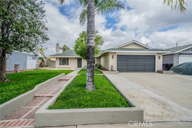 Detail Gallery Image 1 of 25 For 16060 Fairview Ct, Fontana,  CA 92336 - 4 Beds | 2 Baths