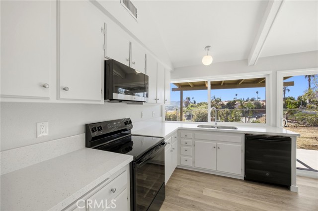 Detail Gallery Image 21 of 46 For 11225 Del Diablo Way, San Diego,  CA 92129 - 4 Beds | 2 Baths