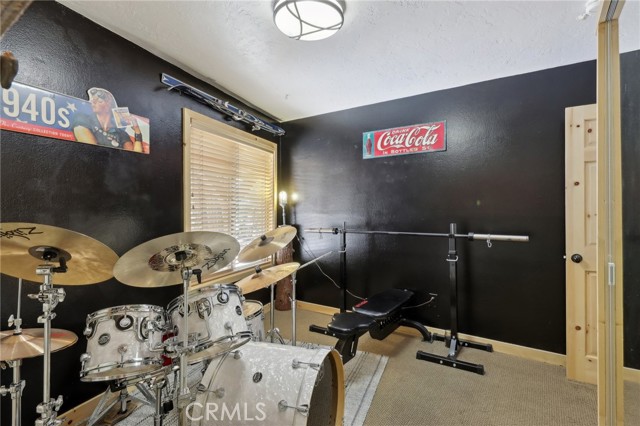 Detail Gallery Image 40 of 59 For 385 Iris Dr, Twin Peaks,  CA 92391 - 4 Beds | 3 Baths