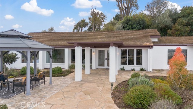 88 Saddleback Road, Rolling Hills, California 90274, 3 Bedrooms Bedrooms, ,3 BathroomsBathrooms,Residential,For Sale,Saddleback,PW25033989