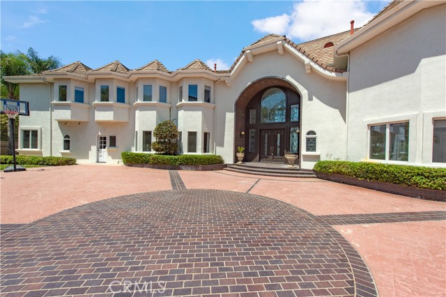 2836 N Kingsgate Drive, Orange CA: https://media.crmls.org/medias/244acdc6-dfc0-40fa-aae3-4ffc56d85a3c.jpg