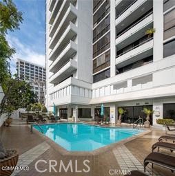 Detail Gallery Image 8 of 49 For 10660 Wilshire Bld #407,  Los Angeles,  CA 90024 - 1 Beds | 2 Baths
