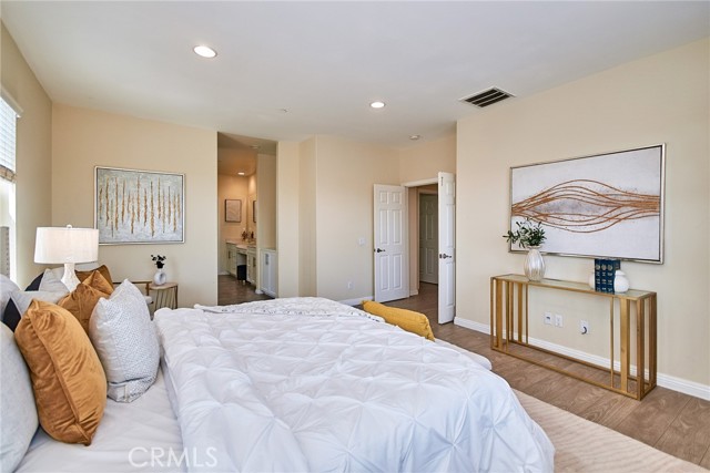 Detail Gallery Image 26 of 45 For 2910 E via Terrano, Ontario,  CA 91764 - 3 Beds | 2/1 Baths
