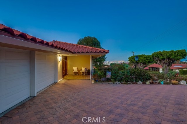 6609 Via Canada, Rancho Palos Verdes CA: https://media.crmls.org/medias/244bef2e-ce56-40d9-8b68-bf6b8582091b.jpg