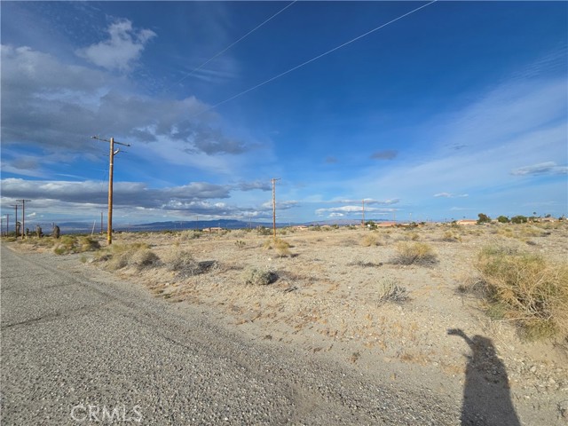 Detail Gallery Image 8 of 19 For 1544 Red Sea Ave, Thermal,  CA 92274 - – Beds | – Baths