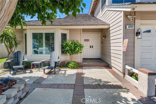 3652 San Joaquin Avenue, Los Alamitos CA: https://media.crmls.org/medias/244cf852-d647-4d64-92cb-2213bbd6fa45.jpg
