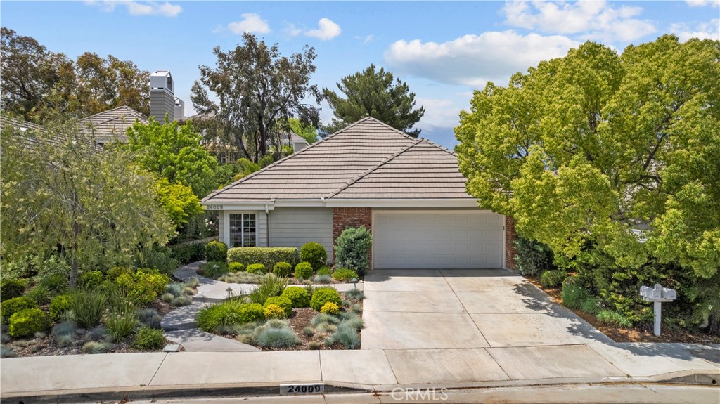 24009 Saint Moritz Drive, Valencia, CA 91355