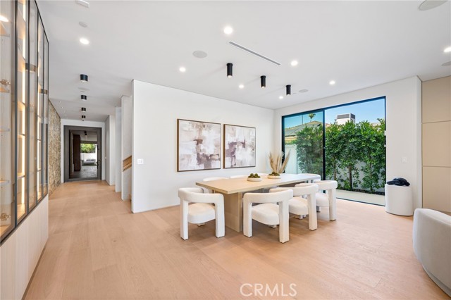 Detail Gallery Image 3 of 73 For 16728 Morrison St, Encino,  CA 91436 - 7 Beds | 6/1 Baths