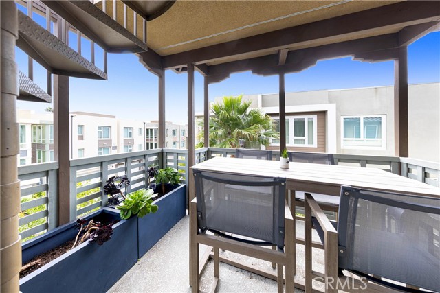 983 Doheny Way, Dana Point CA: https://media.crmls.org/medias/244d8a85-9187-4872-9694-bd88fee6ea2d.jpg