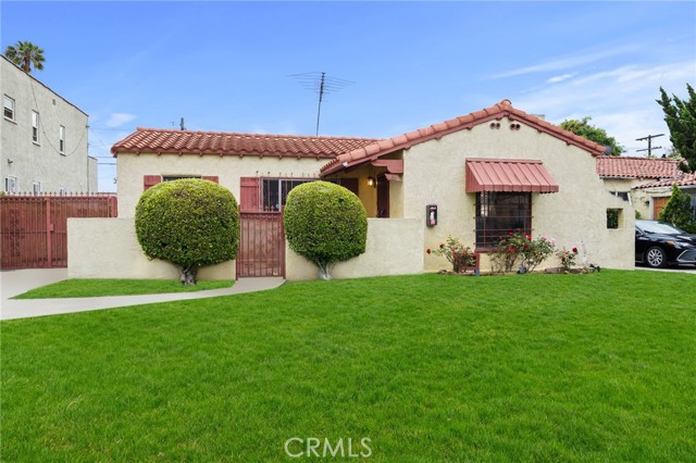 1606 Orange Grove Avenue, Los Angeles, California 90019, 3 Bedrooms Bedrooms, ,1 BathroomBathrooms,Single Family Residence,For Sale,Orange Grove,SR24166660