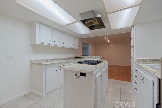 Detail Gallery Image 15 of 41 For 9426 Tamarisk #21,  Hesperia,  CA 92345 - 4 Beds | 2 Baths