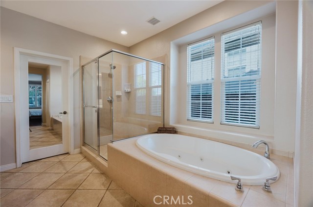 26052 Shadow Rock Lane, Valencia CA: https://media.crmls.org/medias/244e1555-388f-45a7-9640-aee7602f8d32.jpg