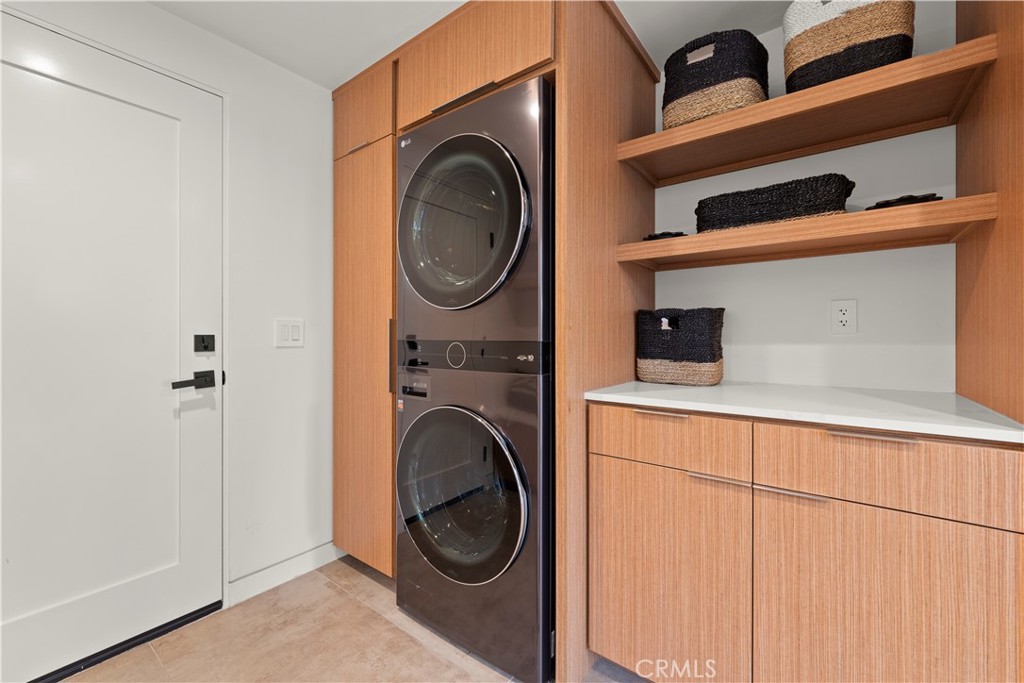 244f4191 3e19 4326 B0c2 F3f55702a3ea